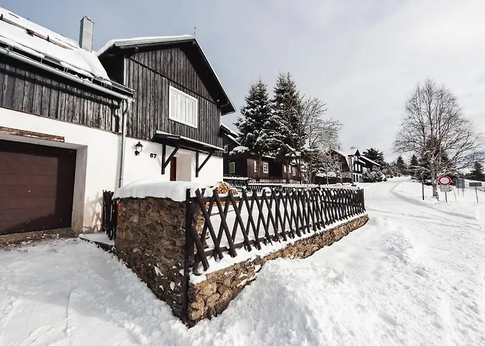 černý Vlk, Apartamento *